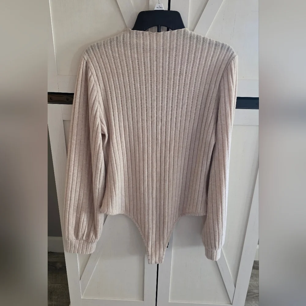 Cream Ribbed Long Sleeve Bodysuit - Picture 3 of 6